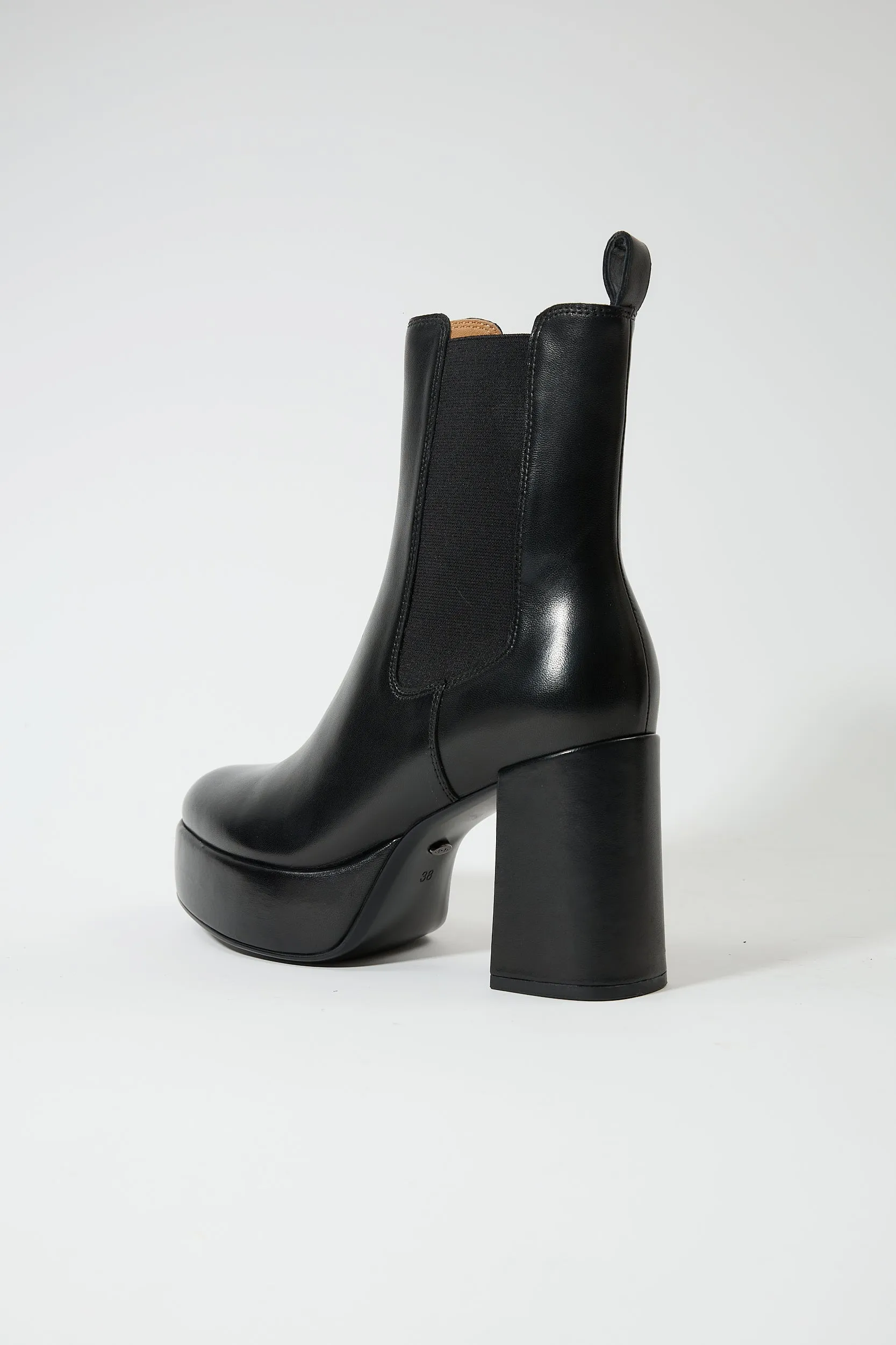 Eos Black