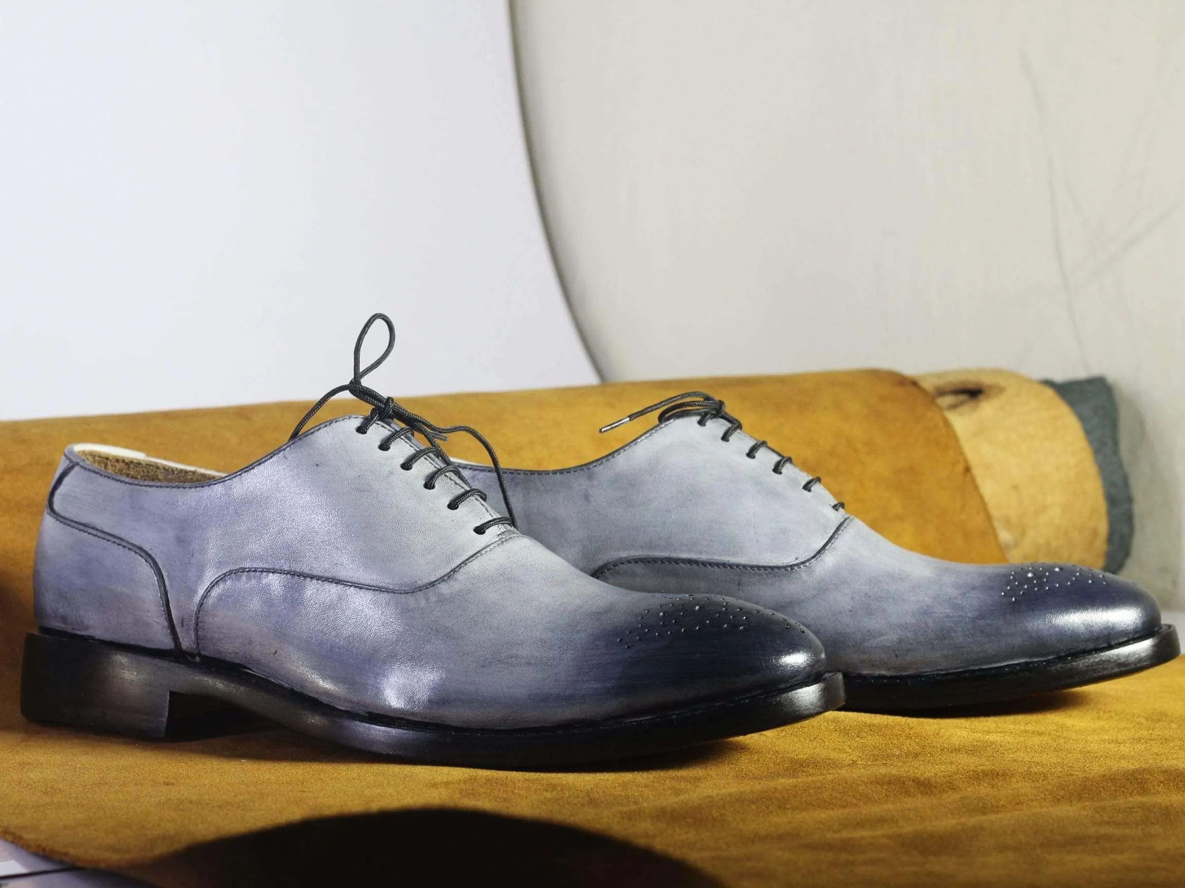 Handmade Men's Silver Brogue Toe Leather Lace Up Shoes