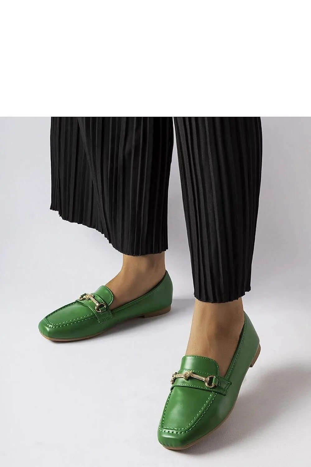 Light beige decorative moccasins