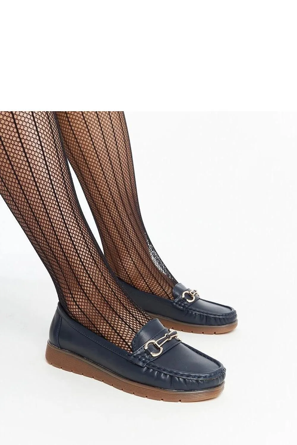 Round toe slip-on black loafers
