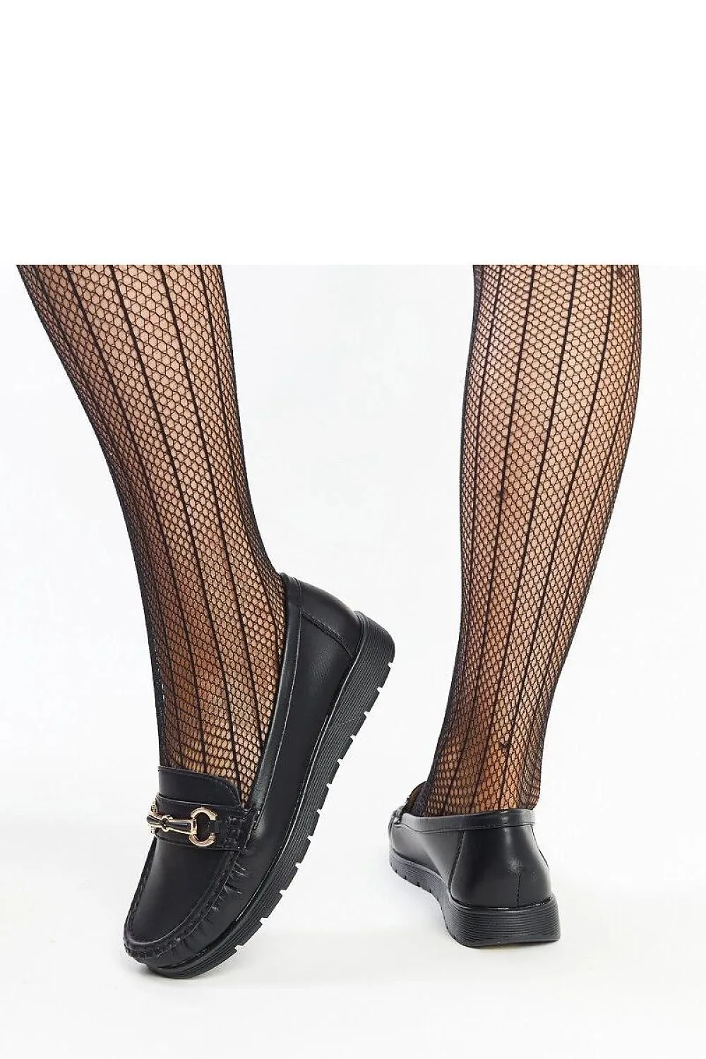 Round toe slip-on black loafers